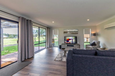 Horizons Retreat & Golf, Villa 133 - Accommodation Sunshine Coast 2