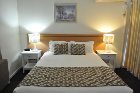 Albury Burvale Motor Inn - Accommodation Sunshine Coast 0
