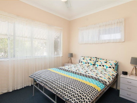 11 Peel Street - Accommodation Sunshine Coast 11