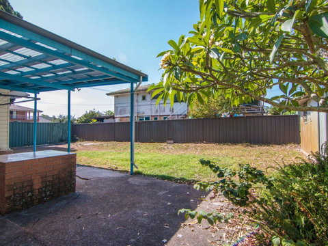 11 Peel Street - Accommodation Sunshine Coast 3