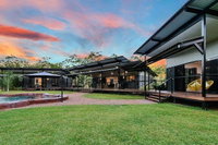 Book Humpty Doo Accommodation Vacations Accommodation Sunshine Coast Accommodation Sunshine Coast