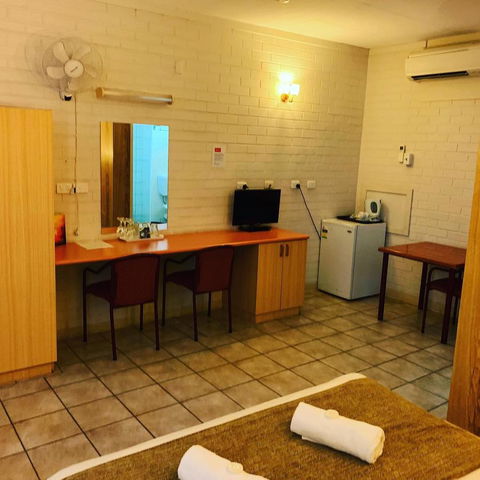 Pine Tree Motel - Accommodation Sunshine Coast 20