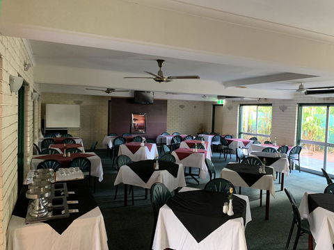Pine Tree Motel - Accommodation Sunshine Coast 9