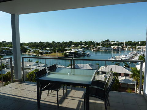 Cullen Bay Resorts - Accommodation Sunshine Coast 20