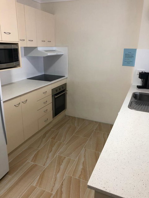 Beaches Serviced Apartments - Accommodation Sunshine Coast 11