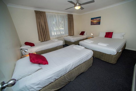 Beaches Serviced Apartments - Accommodation Sunshine Coast 0
