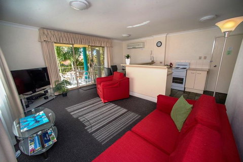 Beaches Serviced Apartments - Accommodation Sunshine Coast 12