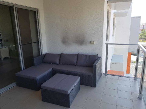 Darwin-Ocean Views, Tropical Getaway, Pool & Aircon - Accommodation Sunshine Coast 17
