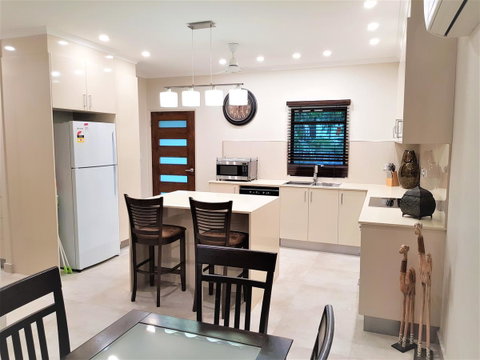Darwin Beach Escape Holiday Home - Accommodation Sunshine Coast 8