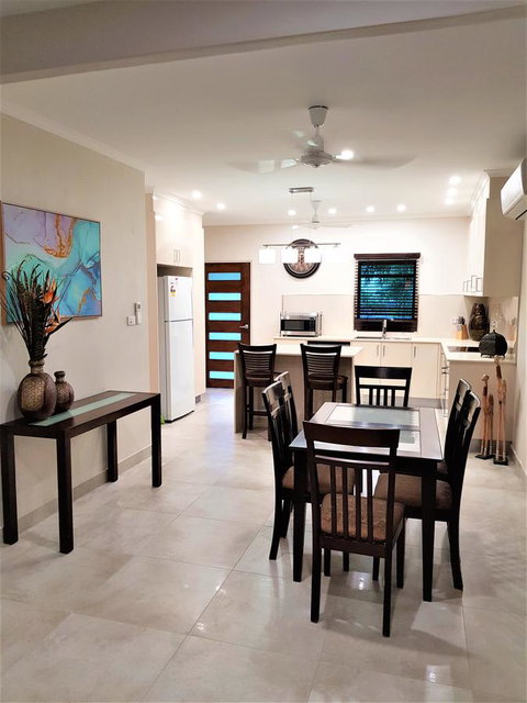 Darwin Beach Escape Holiday Home - Accommodation Sunshine Coast 4