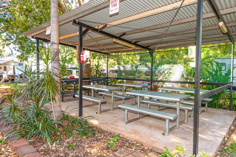 Oasis Tourist Park - Accommodation Sunshine Coast 19