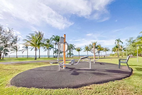 ZEN QUEST - The NOMADS PAD Near Nightcliff Markets & Sunset Foreshore - Accommodation Sunshine Coast 10
