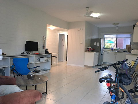 Cozy Room For A Great Stay In Darwin - Excellent Location - Accommodation Sunshine Coast 7