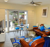 Rock Wallaby - Accommodation Sunshine Coast