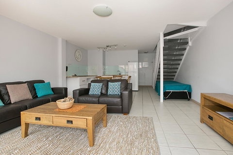 Nelson Bay Breeze - Accommodation Sunshine Coast 10