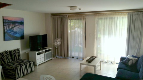 Nelson Bay Breeze - Accommodation Sunshine Coast 7