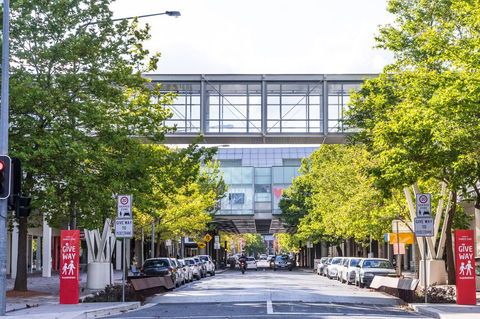 Highgate Executive Apartment City Walk Canberra - Accommodation Sunshine Coast 36