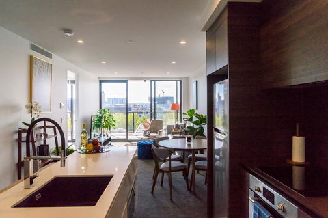 Highgate Executive Apartment City Walk Canberra - Accommodation Sunshine Coast 12