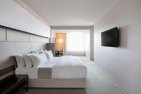 Hotel Realm - Accommodation Sunshine Coast 9