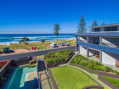 Lennox Holiday Apartments - Accommodation Sunshine Coast 10