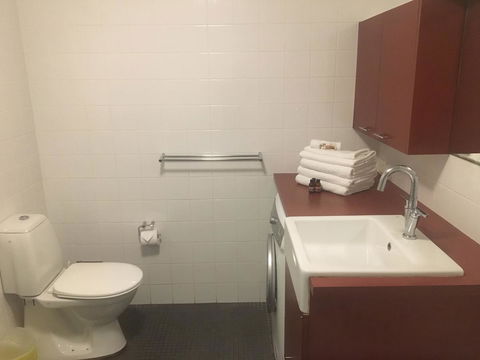 Lennox Holiday Apartments - Accommodation Sunshine Coast 30