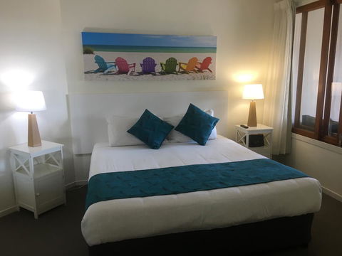 Lennox Holiday Apartments - Accommodation Sunshine Coast 19