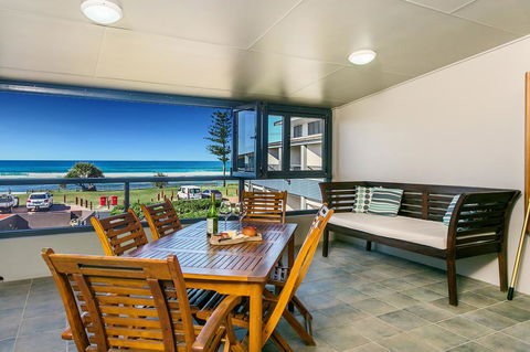 Lennox Holiday Apartments - Accommodation Sunshine Coast 2