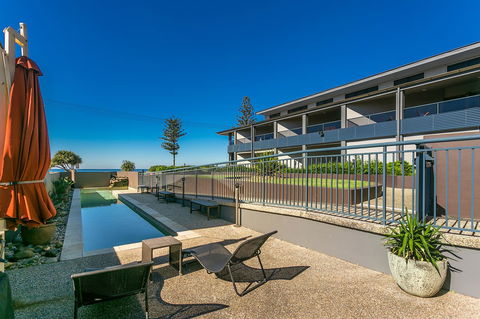 Lennox Holiday Apartments - Accommodation Sunshine Coast 5