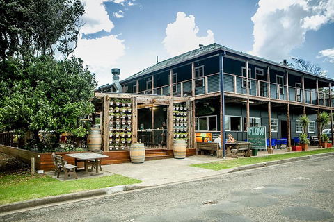 Boogie Woogie Beach House - Accommodation Sunshine Coast 0