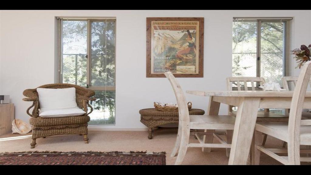 Surf Beach NSW Accommodation Sunshine Coast