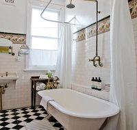 Breathtaking Views In Spacious Balmain House - Accommodation Sunshine Coast