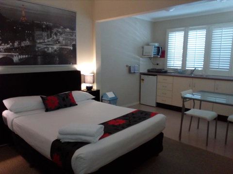 Brisbane Street Studios - Accommodation Sunshine Coast 1