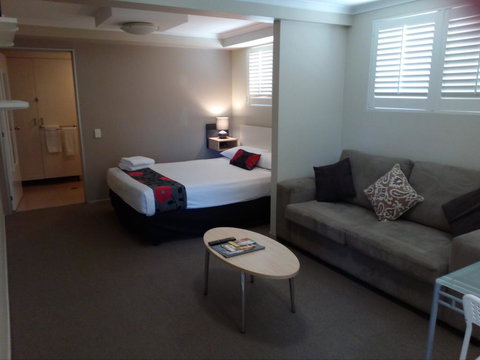 Brisbane Street Studios - Accommodation Sunshine Coast 2