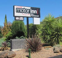 Bristol Hill Motor Inn  Peppa's Licensed Restaurant - Accommodation Sunshine Coast