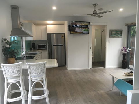 Brodie Beach Bungalow - Accommodation Sunshine Coast 0
