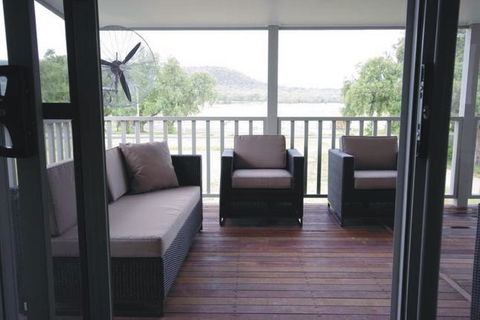 Broke Village Hideaway - Accommodation Sunshine Coast 2