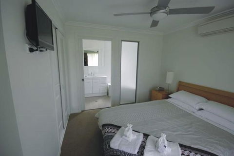 Broke Village Hideaway - Accommodation Sunshine Coast 1