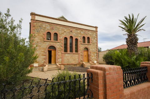 Broken Hill Outback Church Stay - Accommodation Sunshine Coast 2