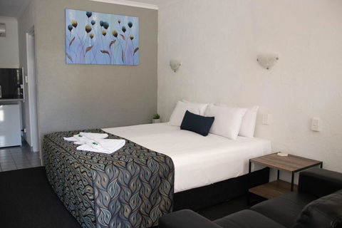 Bundaberg Spanish Motor Inn - Accommodation Sunshine Coast 1
