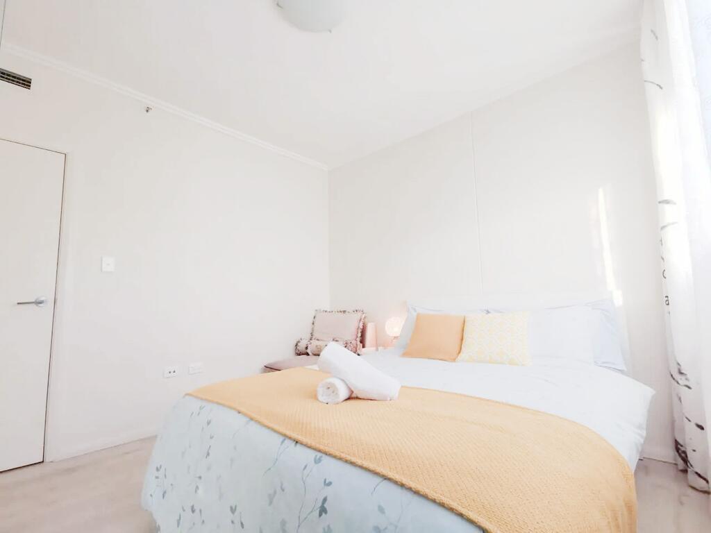 Hoxton Park NSW Accommodation Sunshine Coast