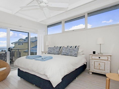 By The Sea - SPECIAL OFFER 3 FOR 2 - Accommodation Sunshine Coast 2