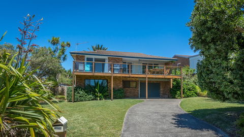 By The Sea, Culburra Beach - Accommodation Sunshine Coast 0
