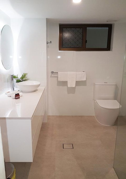 Byron Bay Beachfront Apartments - Accommodation Sunshine Coast 3