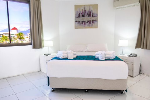 Cairns Aquarius - Accommodation Sunshine Coast 1