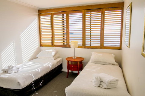 Cairns Aquarius - Accommodation Sunshine Coast 3