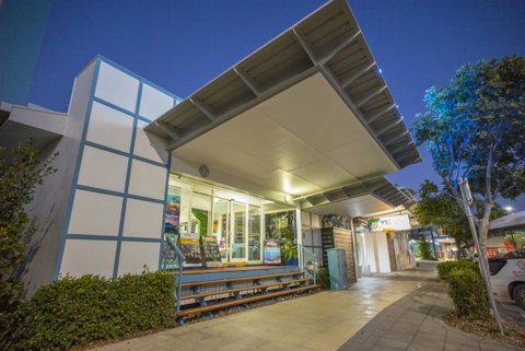 Cairns Central YHA - Accommodation Sunshine Coast 1