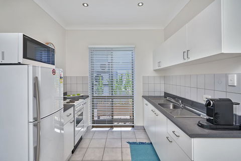 Cairns Northern Beaches Holiday Retreat - Accommodation Sunshine Coast 3