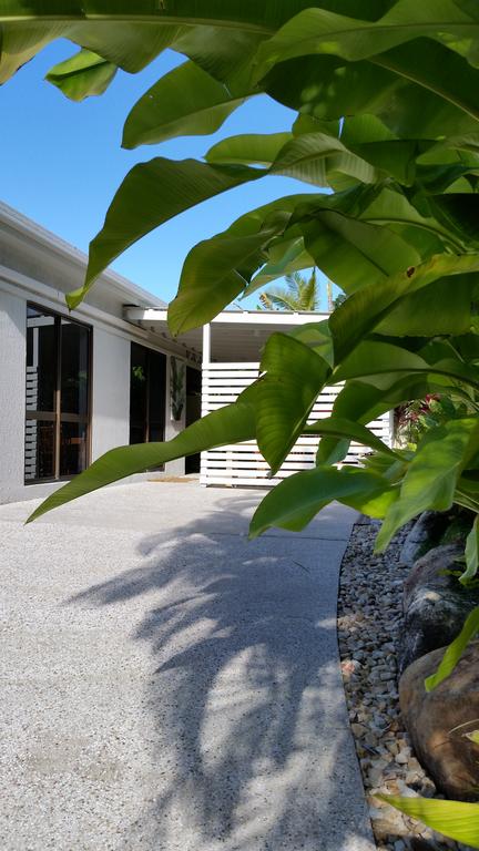 Cairns Northern Beaches Holiday Retreat - Accommodation Sunshine Coast 2