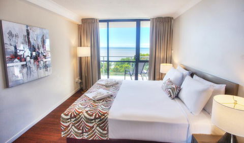 Cairns Plaza Hotel - Accommodation Sunshine Coast 3