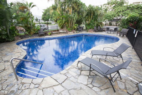 Cairns Plaza Hotel - Accommodation Sunshine Coast 0